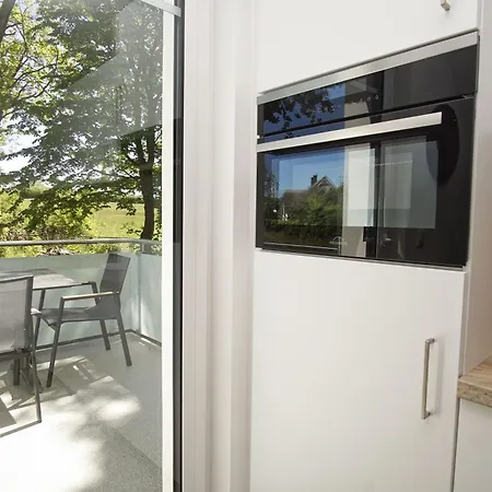 Rex Rugia Fewo17-8 Strandnah,balkon,sauna,pool Apartment Lobbe