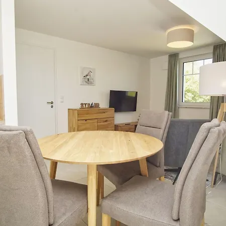 Rex Rugia Haus 17 08 Lobbe