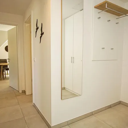 Rex Rugia Haus 17 08 Lobbe