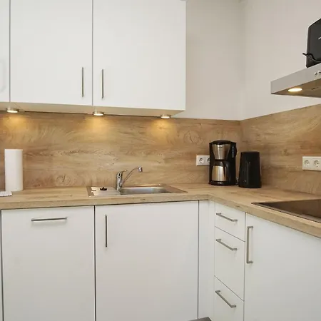 Rex Rugia Haus 17 08 * Lobbe